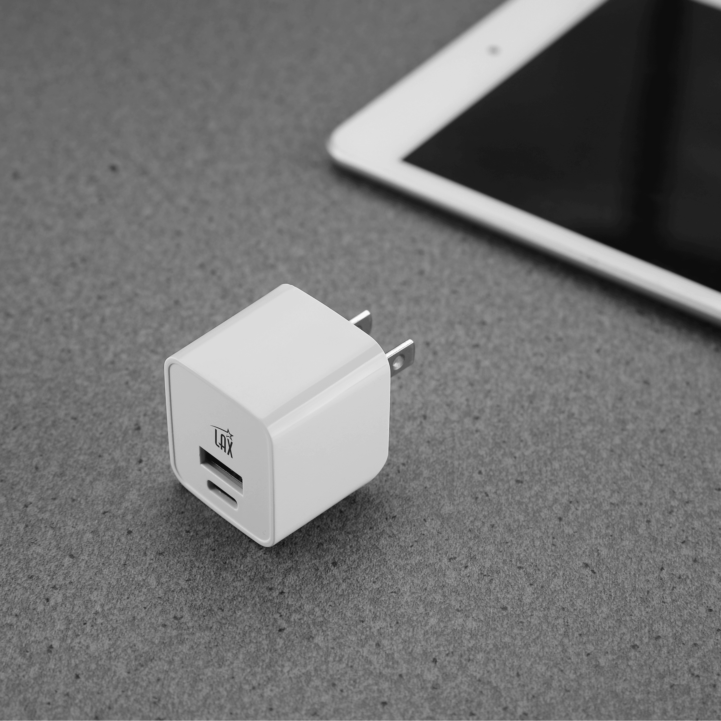 Dual Port Fast Travel Wall Charger USB-20W USB-C and USB-A